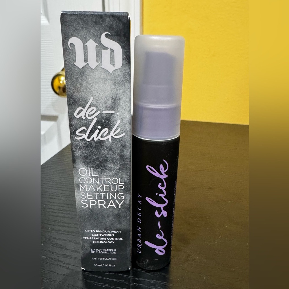 Urban Decay de– slick oil control Make Up setting spray 30 ML BNIB